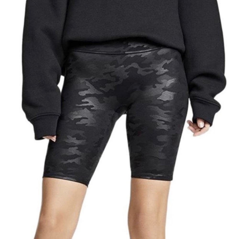 SPANX Faux Leather Bike Shorts Camo Women's XS